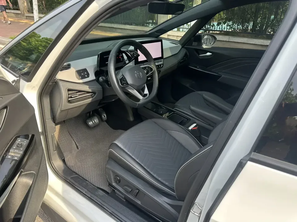 Volkswagen ID.3 Volkswagen ID.3 2024 Outstanding Edition 2024 — thumbnail 3