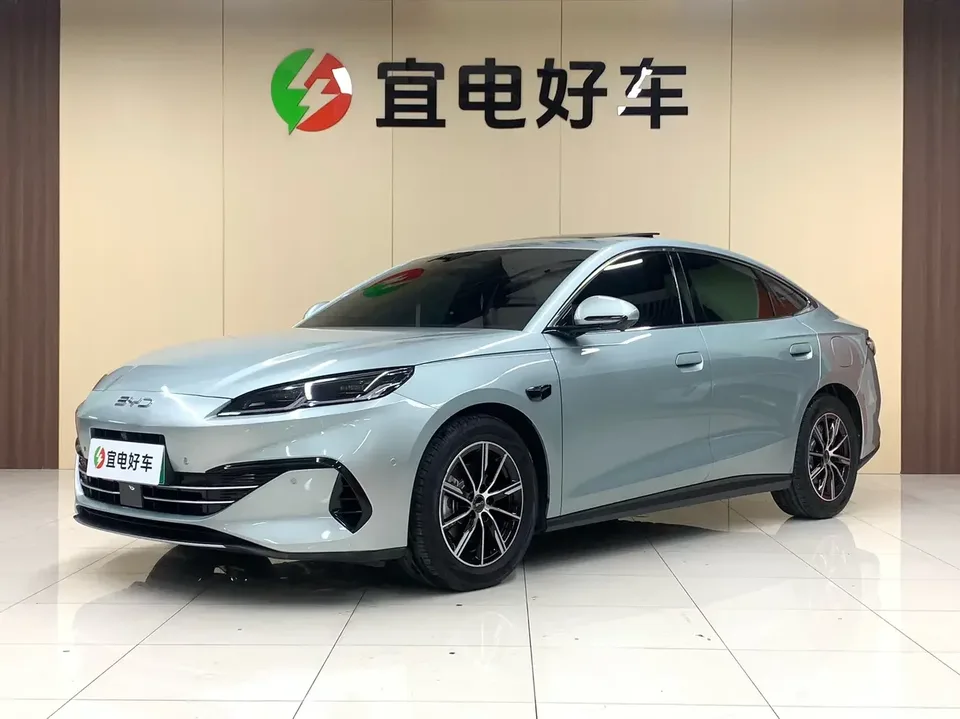 BYD Seal 06DM Seal 06DM 2025 DM-i 80KM Premium Edition 2025 — photo 1, buy with delivery to Moscow