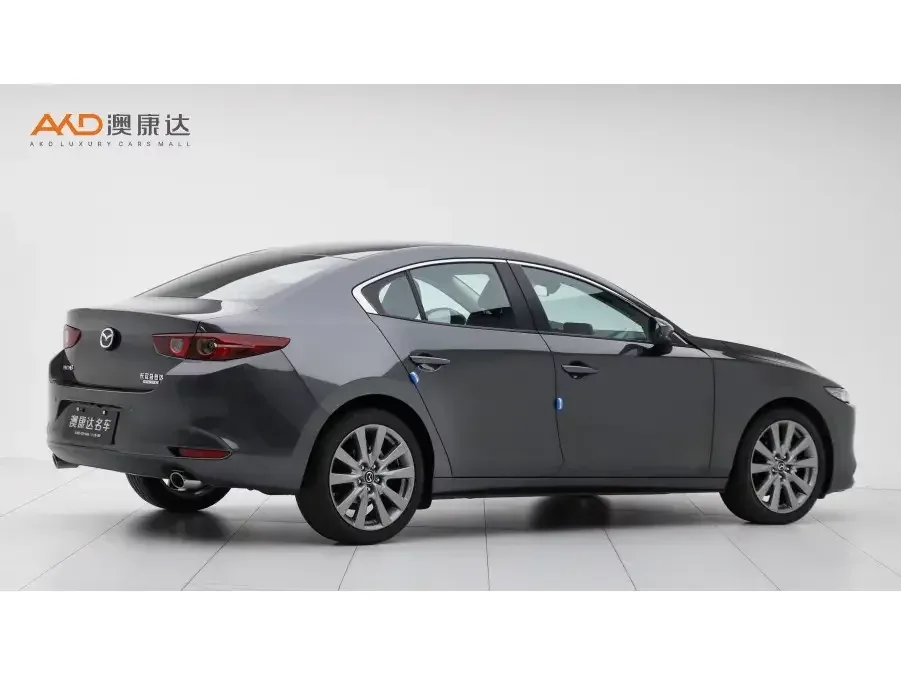 Mazda Axela Mazda3 Angkesela 2023 2.0L Automatic Premium Edition 2024 — thumbnail 4
