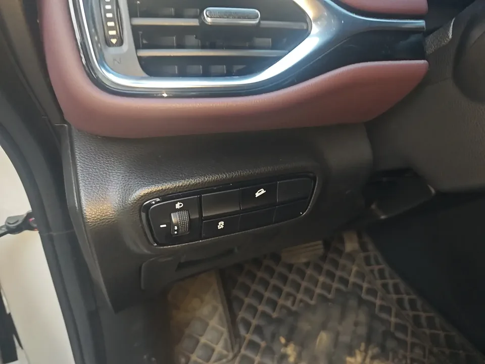GAC Trumpchi M6 Trumpchi M6 2021 Pro 270T Automatic Deluxe Edition 2022 — thumbnail 4