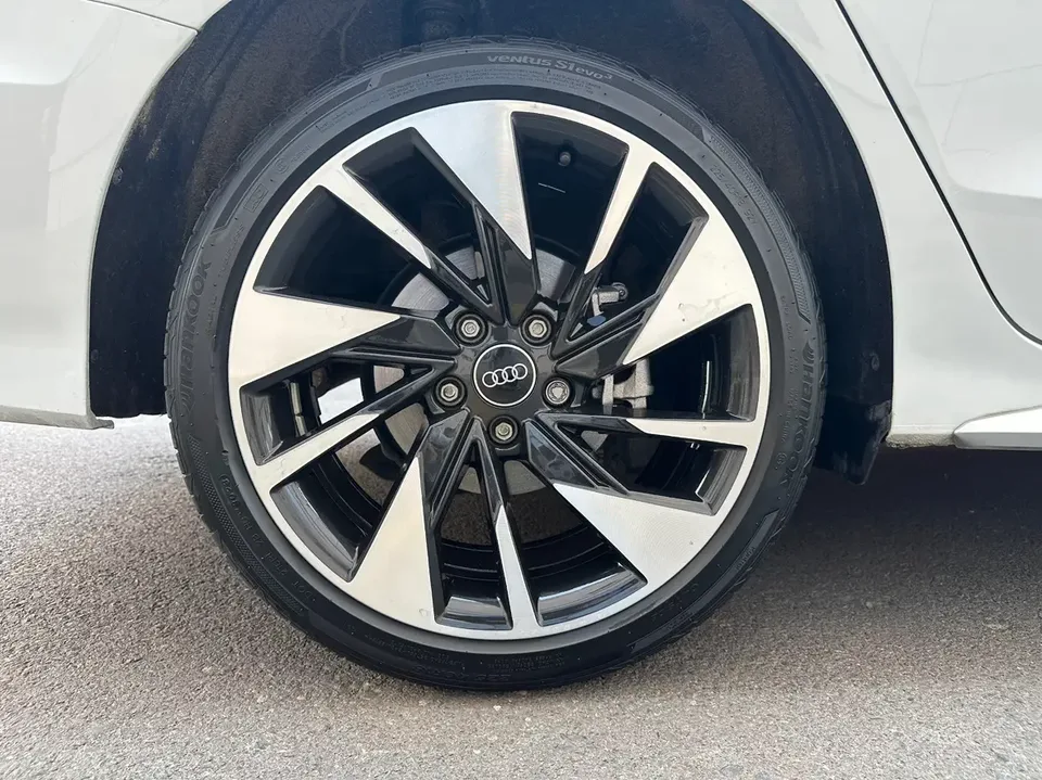 Audi A3 Audi A3 2023 A3L Limousine 35 TFSI facelift: stylish and sporty 2023 — thumbnail 3