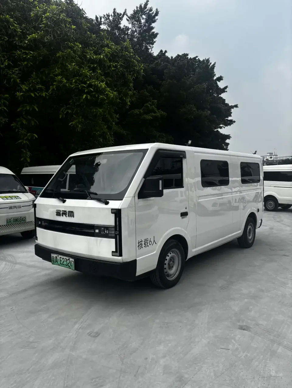 Xinyuan Automobile Xinyuan E3L Xinyuan E3L 2025 Practical 6-seater bus 53.58kWh 2026 — photo 1, buy with delivery to Moscow