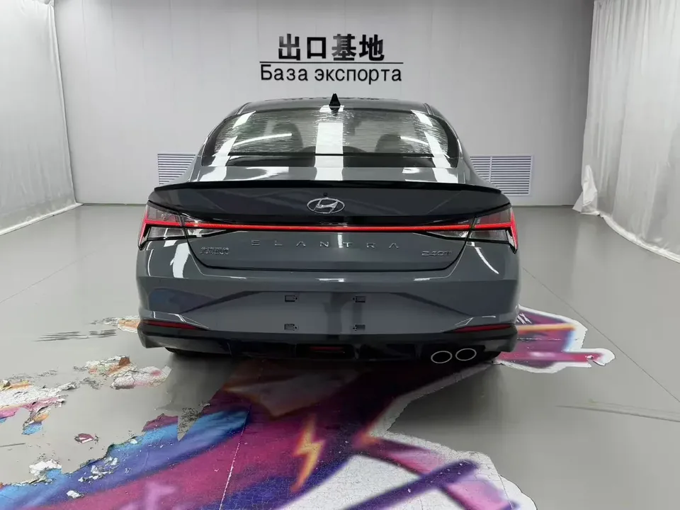 Hyundai Elantra Elantra 2022 240TGDi DCT LUX Premium Edition 2022 — thumbnail 2