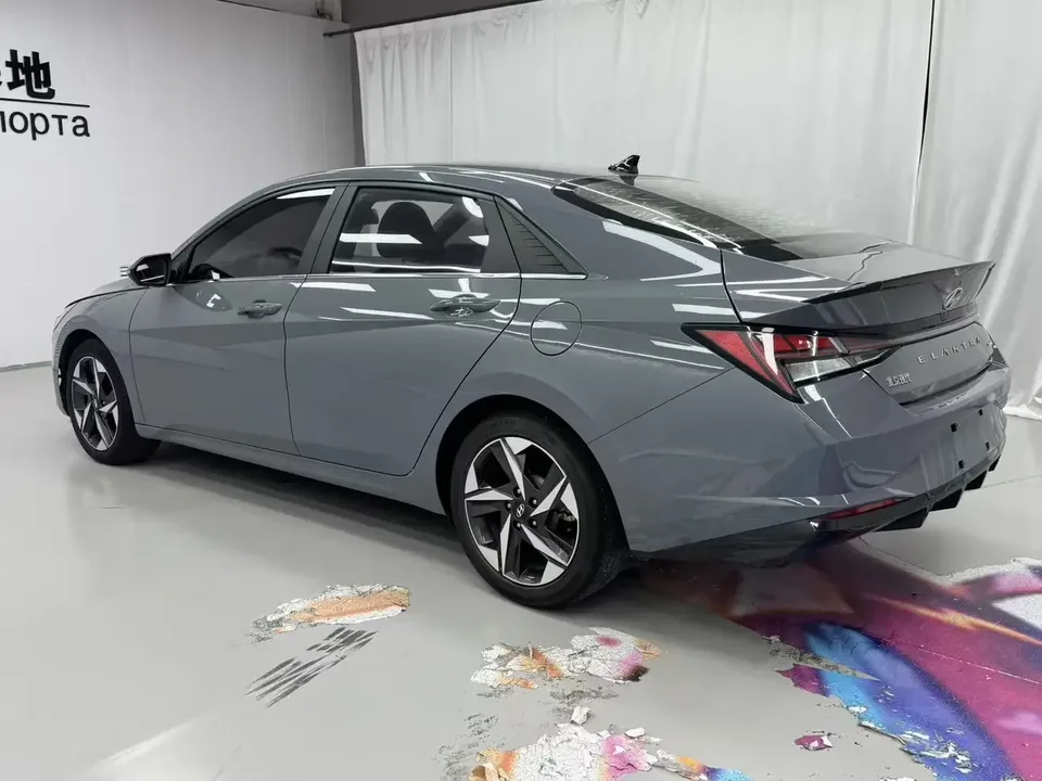 Hyundai Elantra Elantra 2022 240TGDi DCT LUX Premium Edition 2022 — thumbnail 4