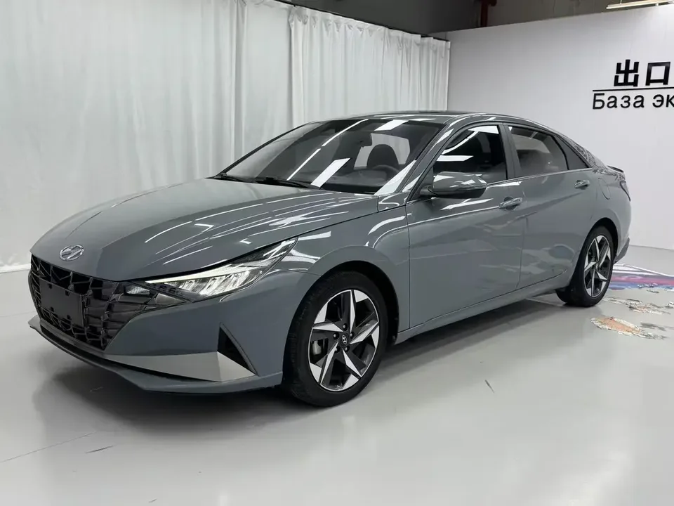 Hyundai Elantra Elantra 2022 240TGDi DCT LUX Premium Edition 2022 — photo 1, buy with delivery to Moscow