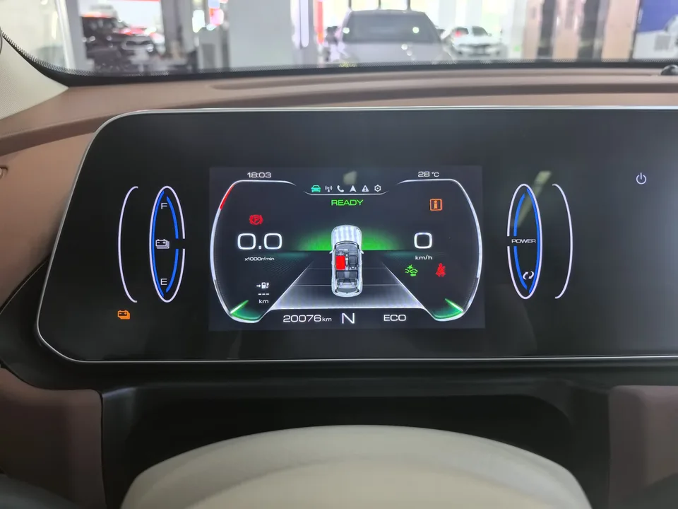 ORA Euler good cat Euler good cat 2021 400km standard range Athena version lithium iron phosphate battery 2022 — thumbnail 3