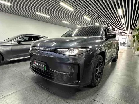 Leapmotor Zero running C10 Zero running C10 2024 Pure electric version 530 Comfort Edition 2024 — photo 1, buy with delivery to Moscow