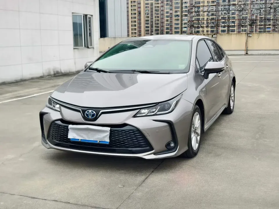 Toyota Corolla Corolla 2024 Intelligent Electric Hybrid Dual Engine 1.8L E-CVT Elite Edition 2024 — photo 1, buy with delivery to Moscow