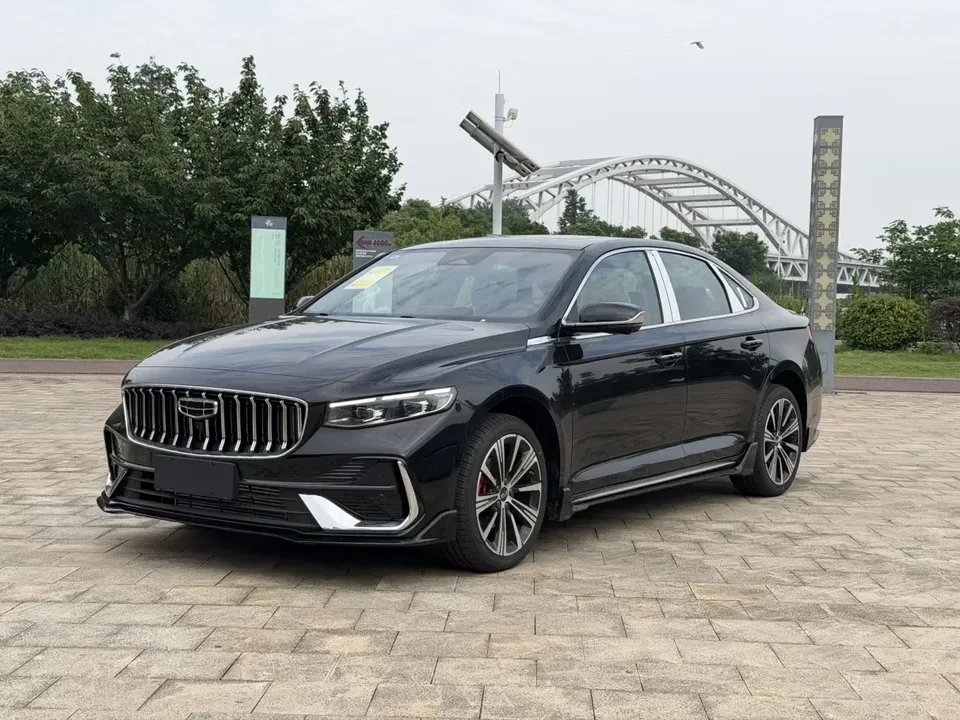 Geely Preface Xing Rui 2025 1.5T Dongfang Yao Jinghong Edition 2025 — photo 1, buy with delivery to Moscow