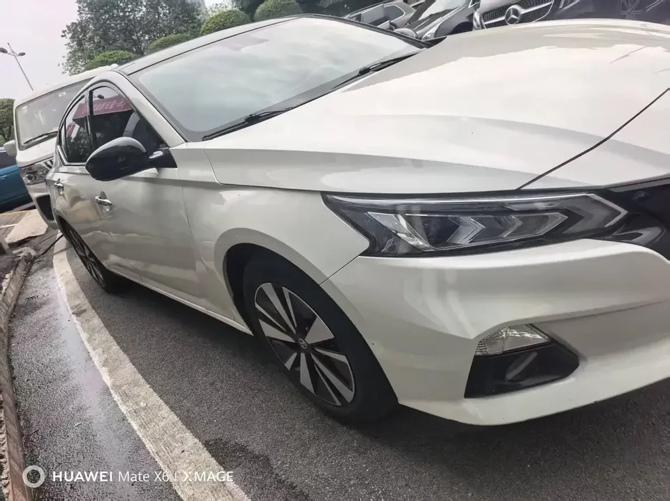 Nissan Altima Sound of nature 2020 2.0L XL Comfort Edition 2022 — thumbnail 3