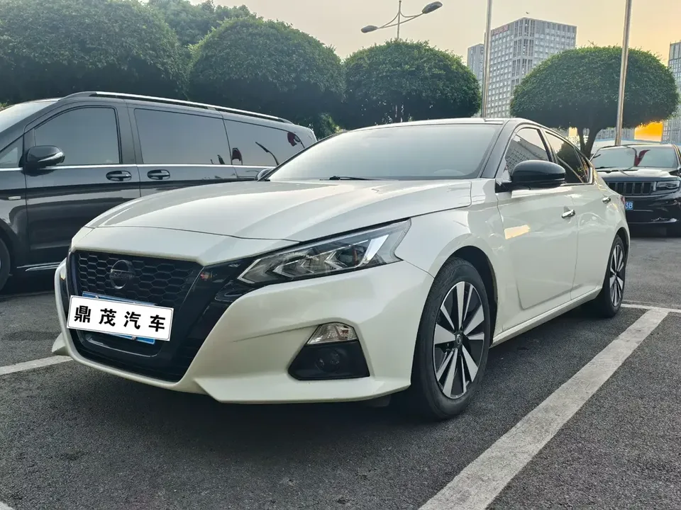 Nissan Altima Sound of nature 2020 2.0L XL Comfort Edition 2022 — photo 1, buy with delivery to Moscow