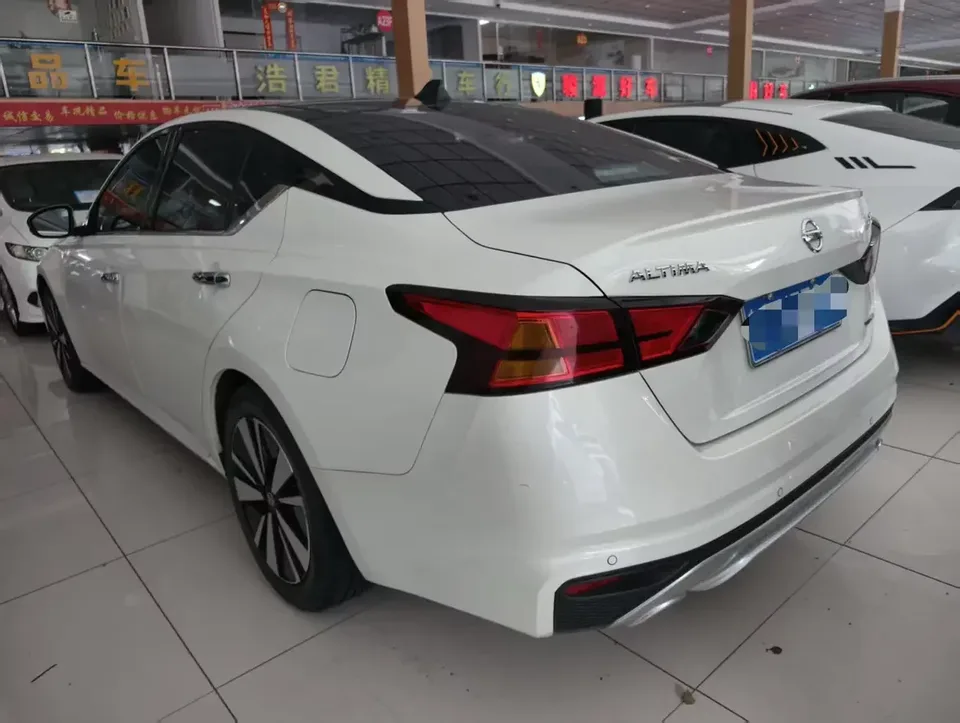 Nissan Altima Sound of nature 2021 2.0L XL Comfort Edition 2022 — thumbnail 2