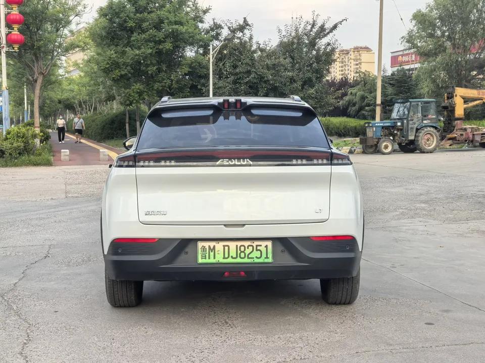 Dongfeng Fengshen L7 EV Fengshen L7 EV 2024 518 Pro 2025 — thumbnail 2