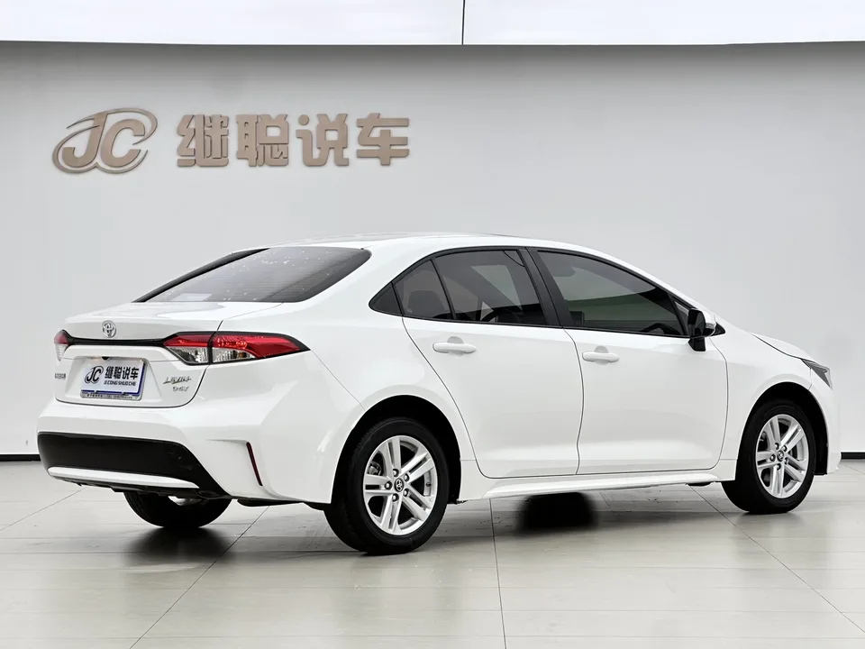 Toyota Levin Lei Ling 2022 185T CVT Deluxe Edition 2022 — thumbnail 2