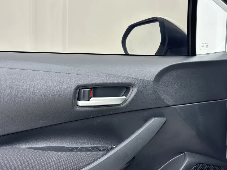 Toyota Levin Lei Ling 2022 185T CVT Deluxe Edition 2022 — thumbnail 3