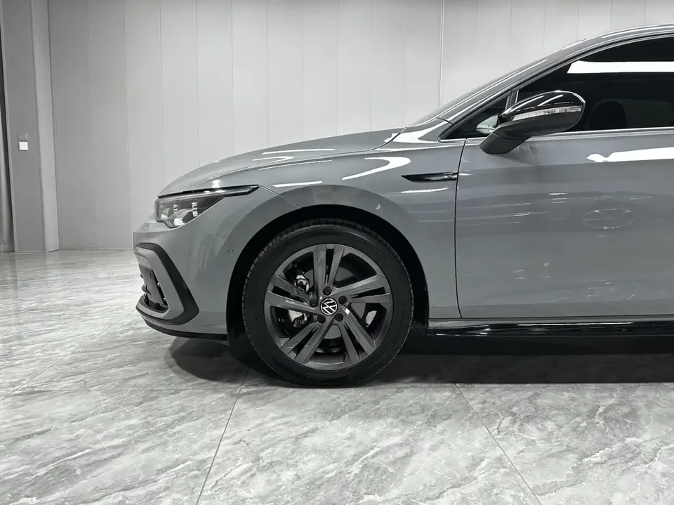 Volkswagen Golf golf 2023 280TSI DSG R-Line Lite 2023 — thumbnail 3
