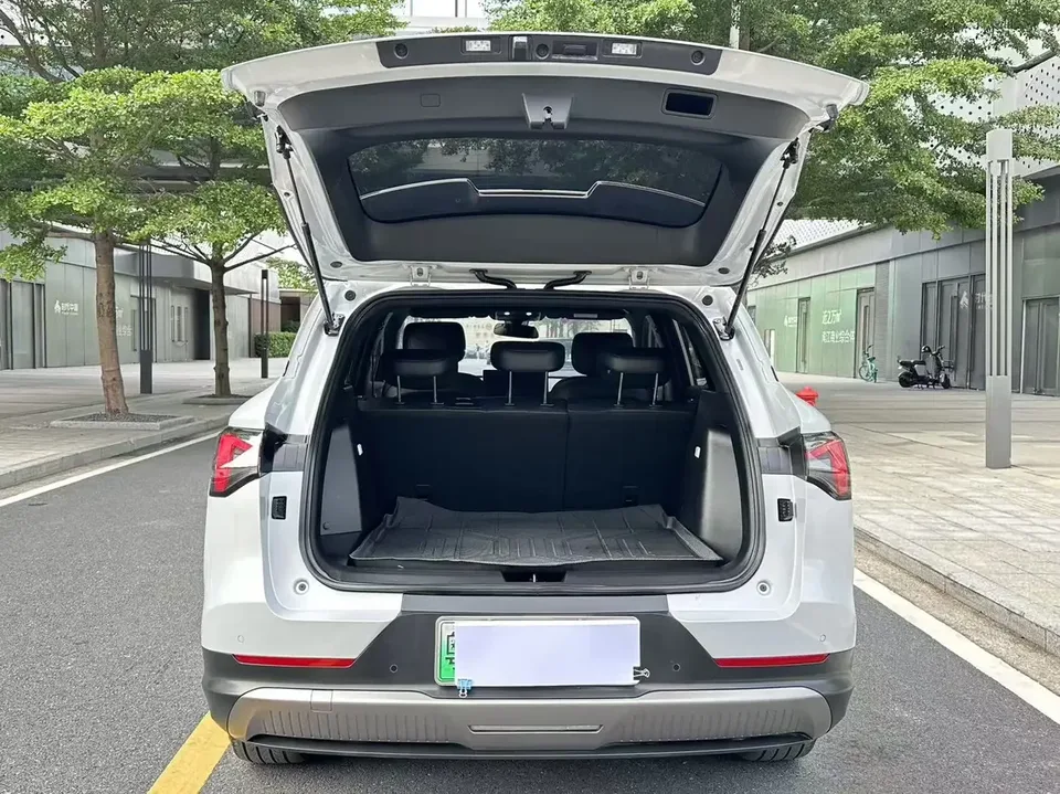 Wuling Starlight S PHEV Wuling Starlight S PHEV 2024 130km Pilot 2024 — миниатюра 5