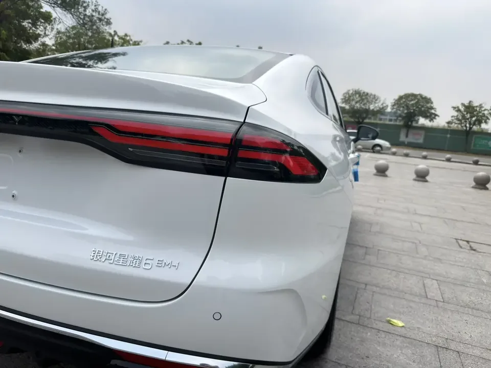 Geely Galaxy Star 6 Galaxy Star 6 2026 125km Exploration+ Version 2026 — thumbnail 3