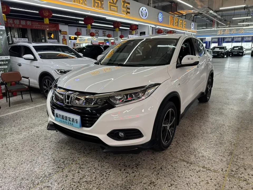 Honda VEZEL Binzhi 2022 1.5L CVT Phantom Night Pioneer Edition 2022 — photo 1, buy with delivery to Moscow