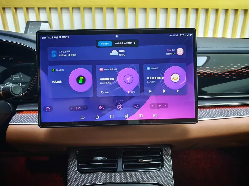 BYD Han DM Chinese DM 2022 DM-i 121KM Premium 2022 — thumbnail 3