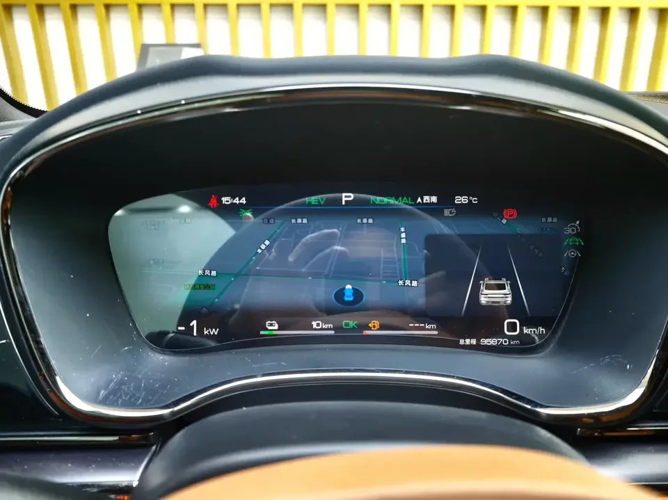 BYD Han DM Chinese DM 2022 DM-i 121KM Premium 2022 — thumbnail 4