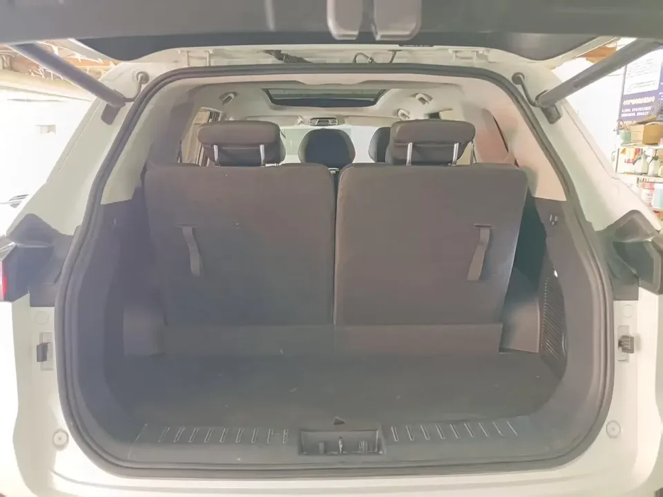 JAC (Sihao) Sihao X8 PLUS Sihao X8 PLUS 2022 1.5TGDI DCT Smart Edition 6/7 Seaters 2024 — thumbnail 3