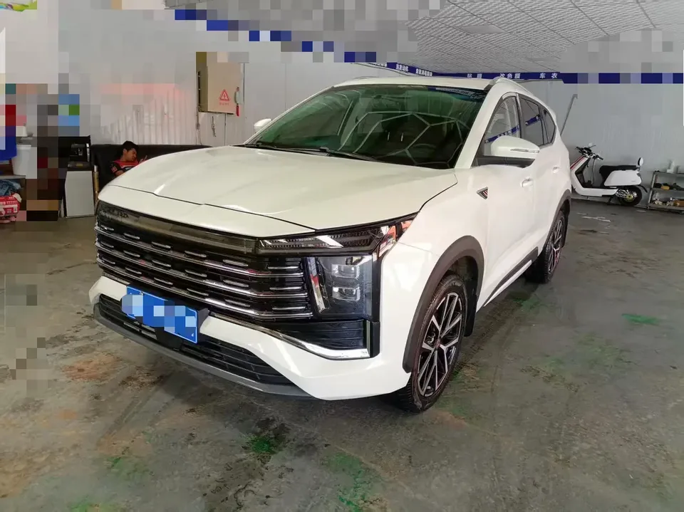 JAC (Sihao) Sihao X8 PLUS Sihao X8 PLUS 2022 1.5TGDI DCT Smart Edition 6/7 Seaters 2024 — photo 1, buy with delivery to Moscow