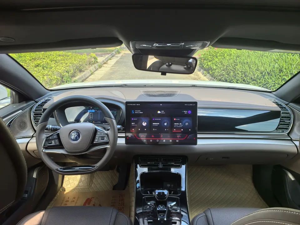 BYD Han DM Chinese DM 2022 DM-i 121KM Premium 2022 — thumbnail 3