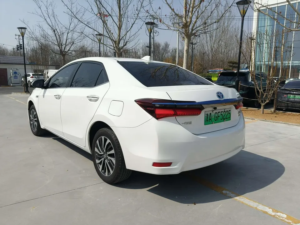 Toyota Corolla Dual Engine E+ Corolla Dual Engine E+ 2019 1.8L Pioneer Edition 2023 — thumbnail 4