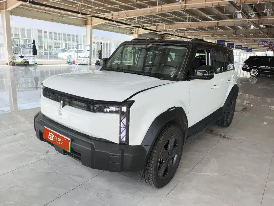 iCAR 03 iCAR 03 2024 2WD Standard Yuechao Edition 2024 — photo 1, buy with delivery to Moscow