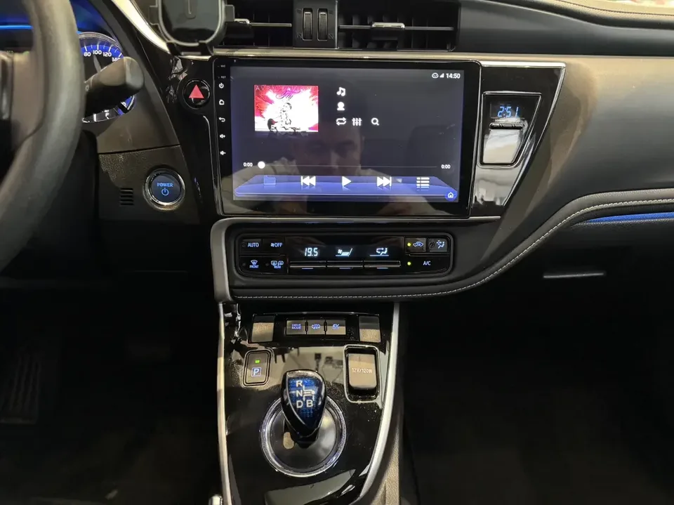 Toyota Corolla Dual Engine E+ Corolla Dual Engine E+ 2019 1.8L Leading Edition 2022 — thumbnail 3