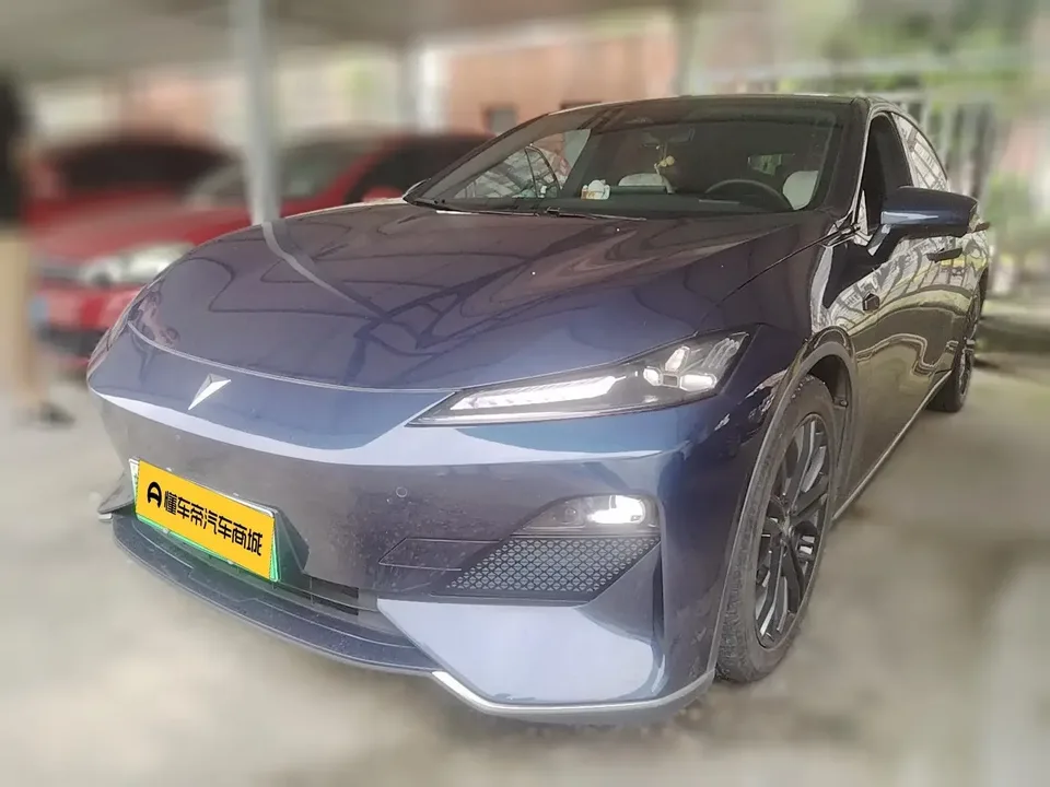 Deepal dark blue SL03 Dark blue SL03 2022 1200 Extended Range 2023 — photo 1, buy with delivery to Moscow