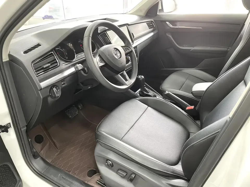 Skoda Comek Comek 2021 1.5L Automatic Comfort Edition 2022 — thumbnail 4