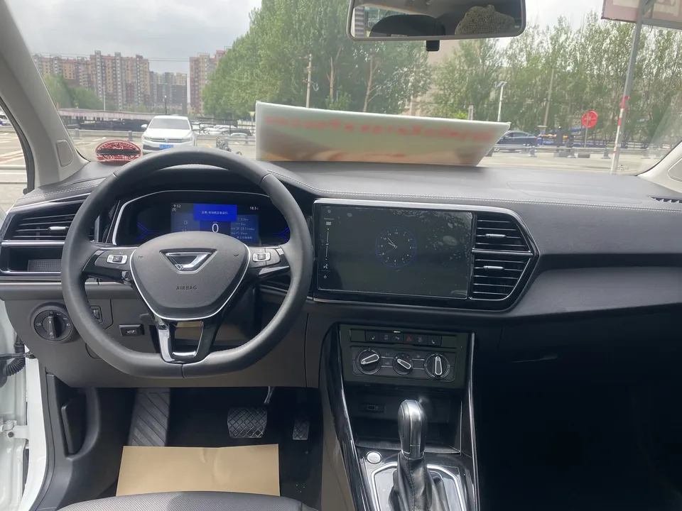 Jetta VS7 Jetta VS7 2022 Panda Edition 1.4T Automatic Enjoy Edition Pro 2022 — thumbnail 4