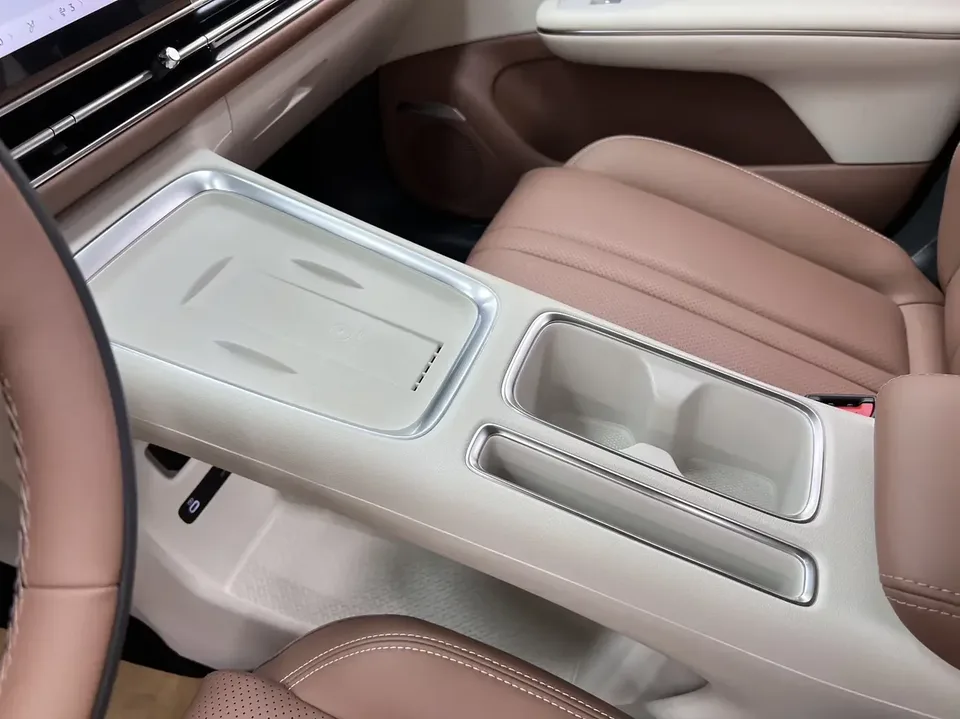 Wuling Bingo S Bingo S 2025 430km Flagship Model 2025 — thumbnail 4