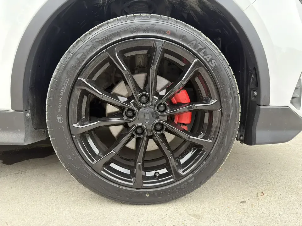 Geely Emgrand S Emgrand S 2021 1.4T CVT Premium 2022 — thumbnail 3