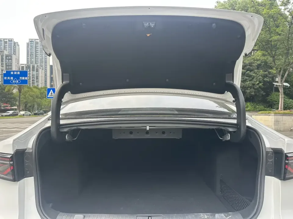 Chery Arrizo 8 PRO Arrizo 8 PRO 2025 1.6T DCT Standard Model 2025 — thumbnail 5