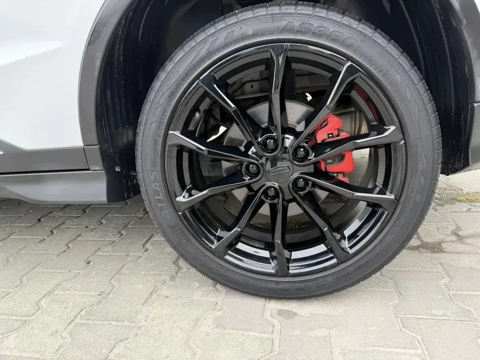 Geely Emgrand S Emgrand S 2021 1.4T CVT Premium 2022 — thumbnail 3