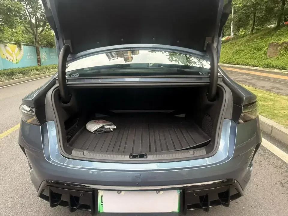 BYD Seal seal 2022 550KM Standard Range Rear-wheel Drive Premium Edition 2022 — thumbnail 3