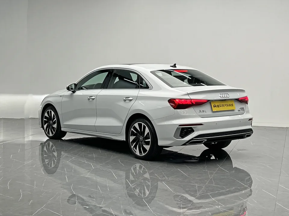 Audi A3 Audi A3 2024 A3L Limousine 35 TFSI Stylish Sports 2024 — thumbnail 2