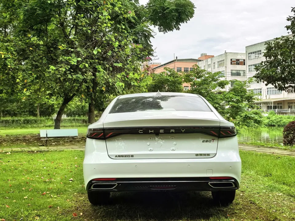 Chery Arrizo 8 PRO Arrizo 8 PRO 2025 1.6T DCT Luxury Model 2025 — thumbnail 2