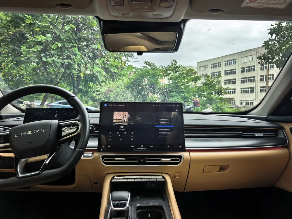 Chery Arrizo 8 PRO Arrizo 8 PRO 2025 1.6T DCT Luxury Model 2025 — thumbnail 3