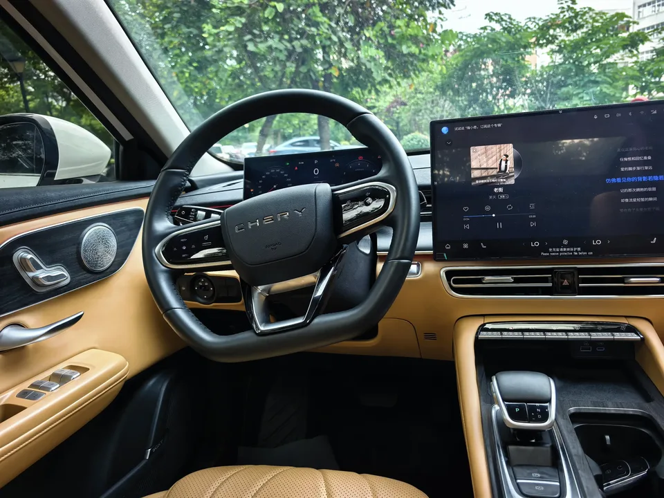 Chery Arrizo 8 PRO Arrizo 8 PRO 2025 1.6T DCT Luxury Model 2025 — thumbnail 4