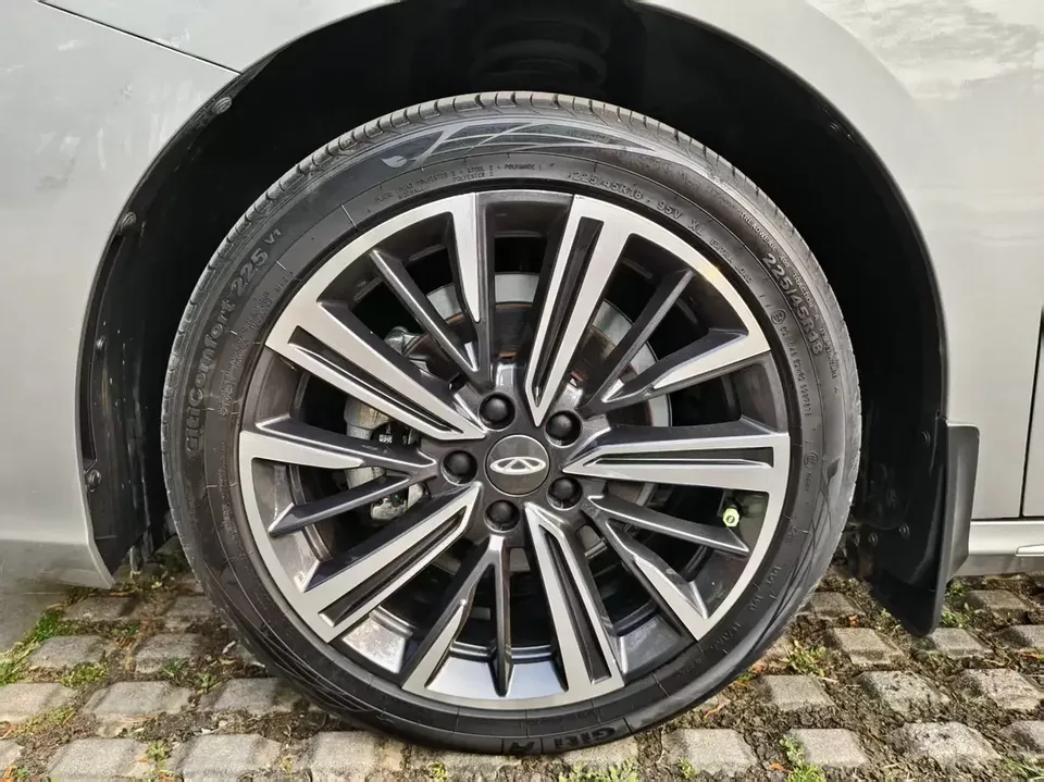 Chery Arrizo 8 Arrizo 8 2025 1.6TGDI DCT 2025 — thumbnail 3