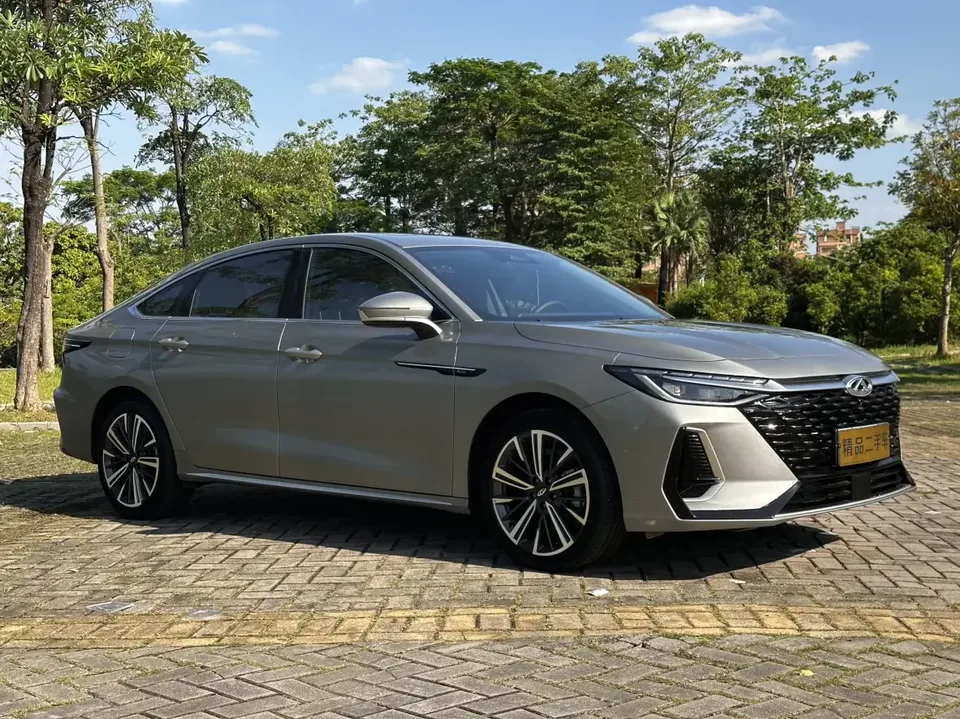Chery Arrizo 8 Arrizo 8 2025 1.6TGDI DCT Intelligence 2025 — фото 1, купить с доставкой в Москву