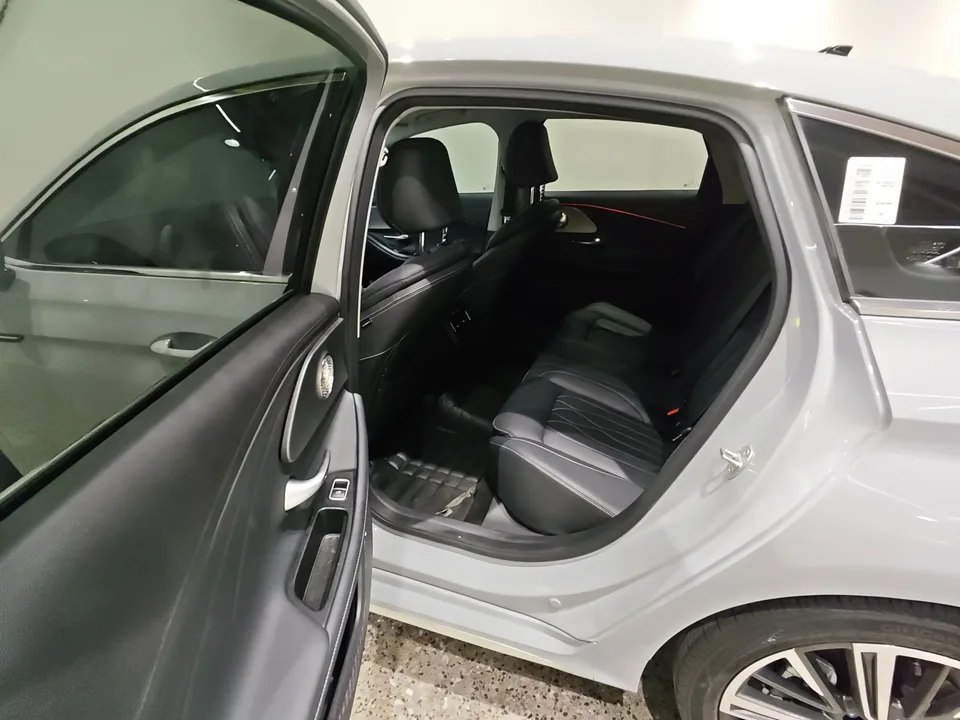 Chery Arrizo 8 Arrizo 8 2025 1.6TGDI DCT Intelligence 2026 — thumbnail 5