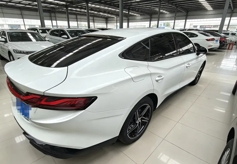 MG 7 MG7 2023 1.5T DCT Elegant Edition 2024 — thumbnail 2
