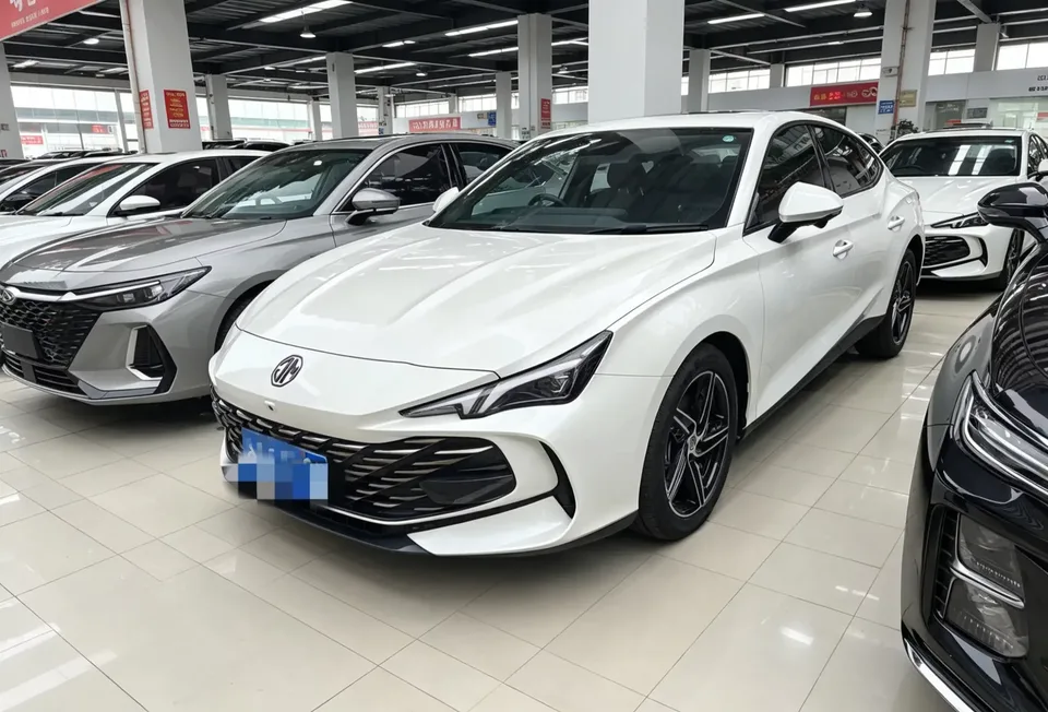 MG 7 MG7 2023 1.5T DCT Elegant Edition 2024 — photo 1, buy with delivery to Moscow