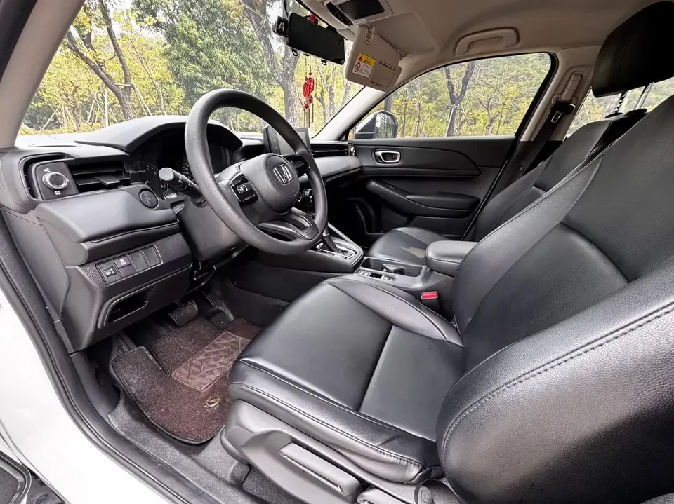Honda VEZEL Binzhi 2023 1.5L CVT Elite Edition 2023 — thumbnail 3