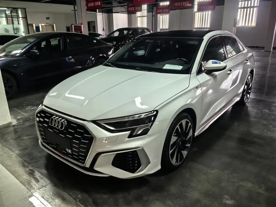 Audi A3 Audi A3 2023 A3L Limousine 35 TFSI Stylish Sports 2024 — фото 1, купить с доставкой в Москву
